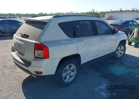 2013 Jeep Compass Sport z USA, uszkodzony, nr VIN 1C4NJCBA9DD244142